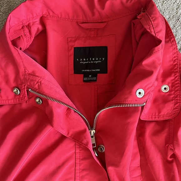 Sanctuary 💚 Red Jacket - Picture 15 of 16